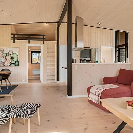 Angelie - From The Sea By Interhome Hals